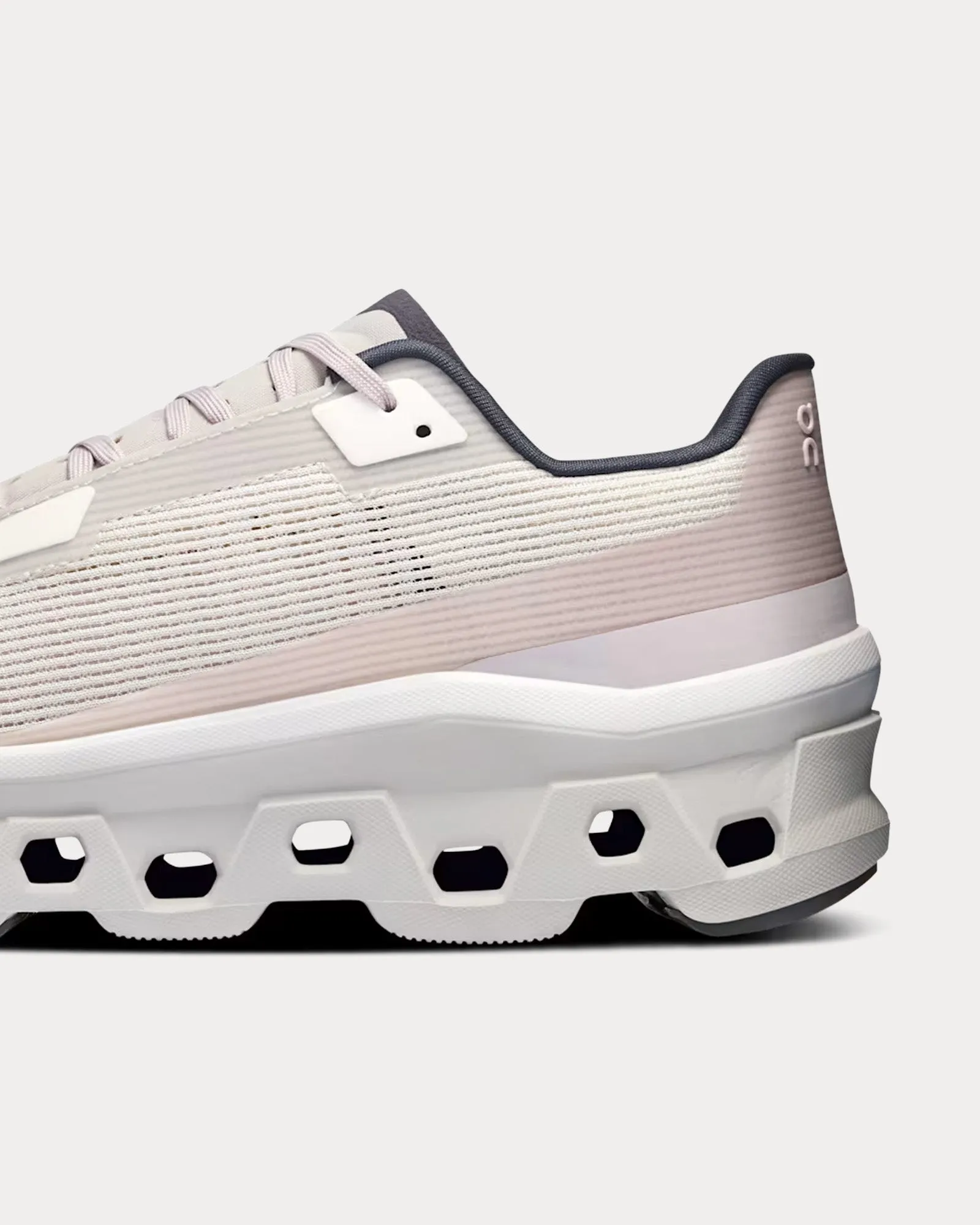 Cloudmonster Void Ivory / Wolf Running Shoes
