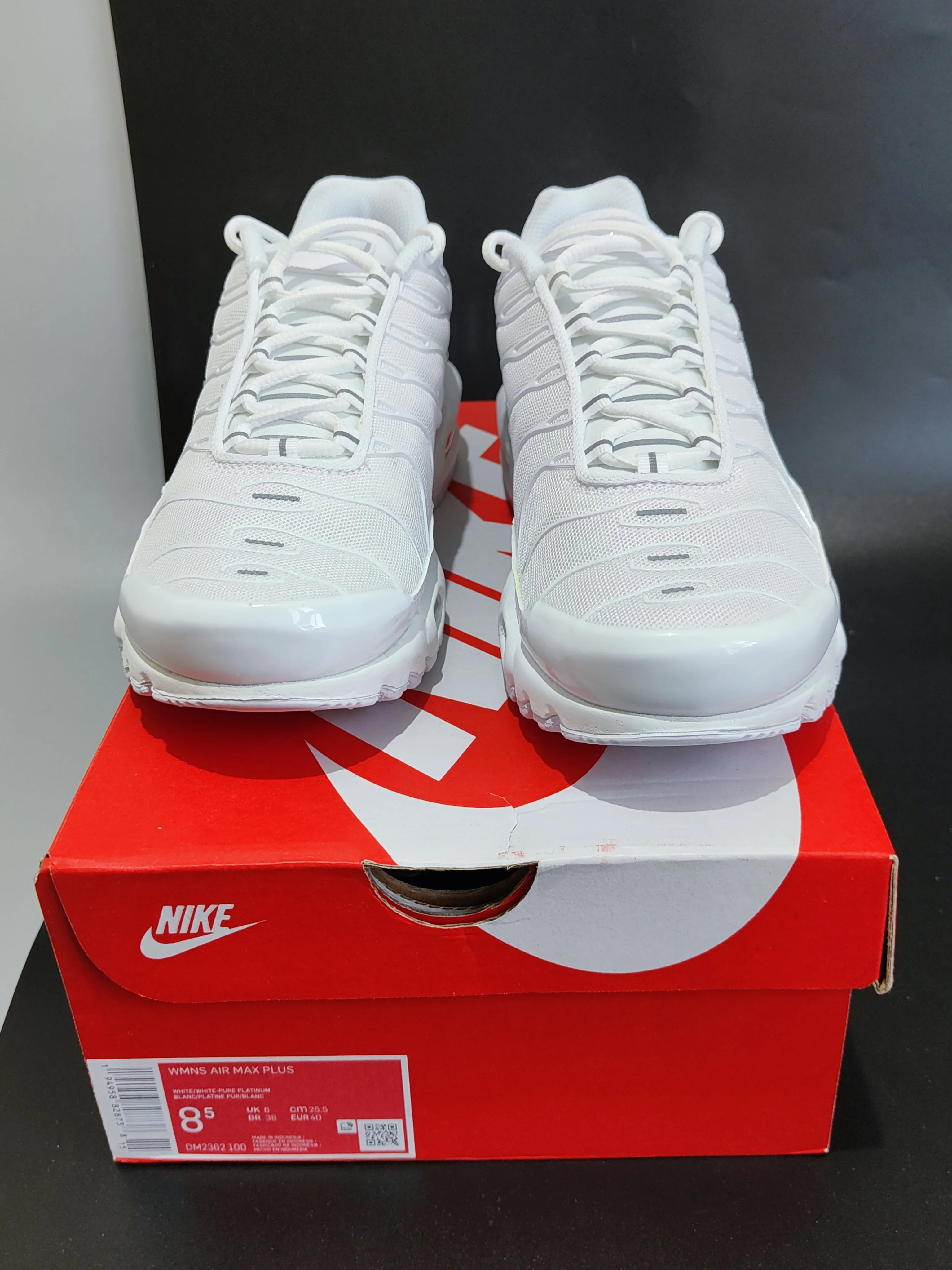 Nike Air Max Plus Women's Trainers in White