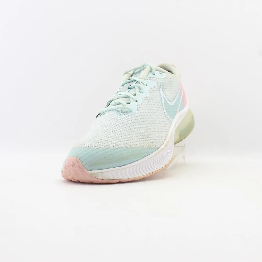 NIKE WOOZ