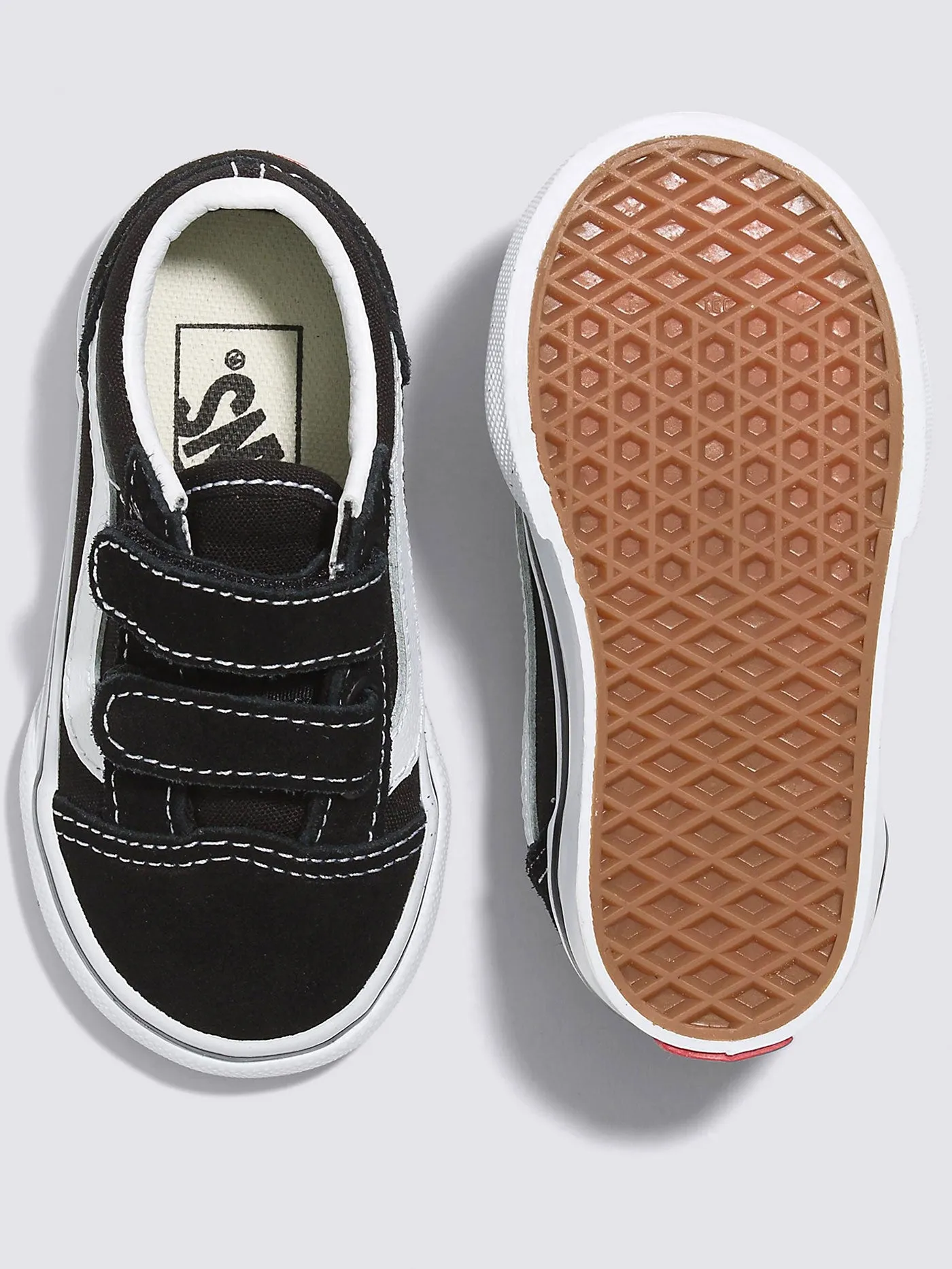 Old Skool V Black Shoes (Little Kids)