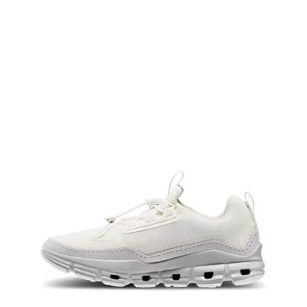 On Running Cloudaway Trainers White Womens