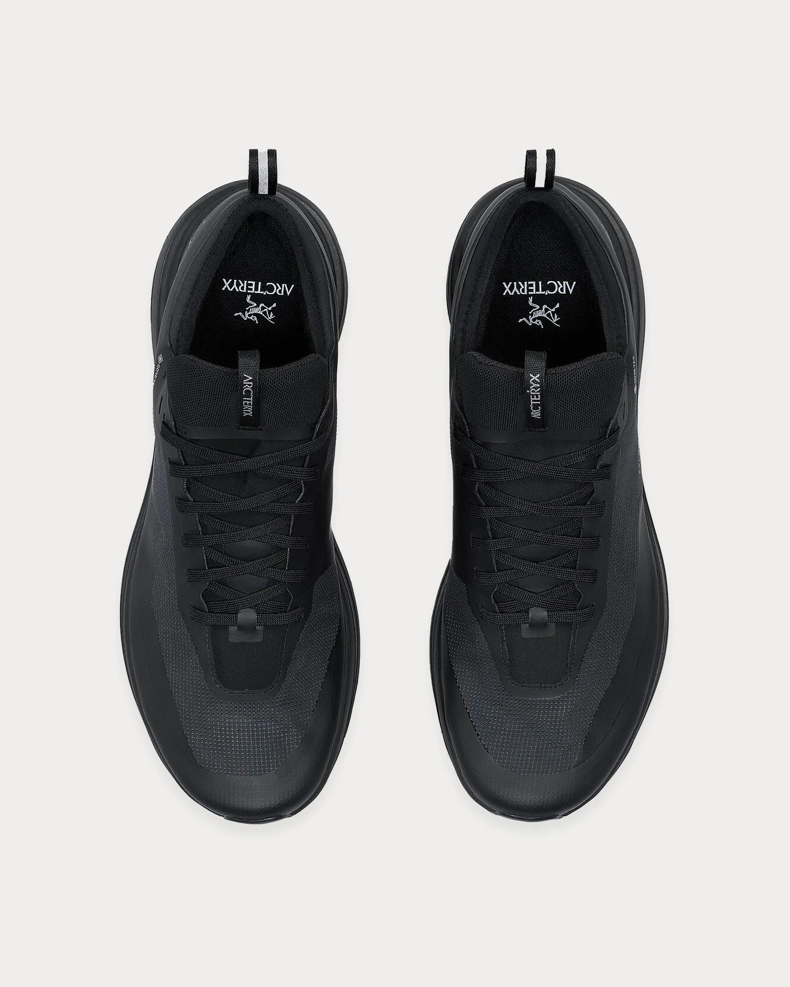 Sylan GTX Black / Black Running Shoes