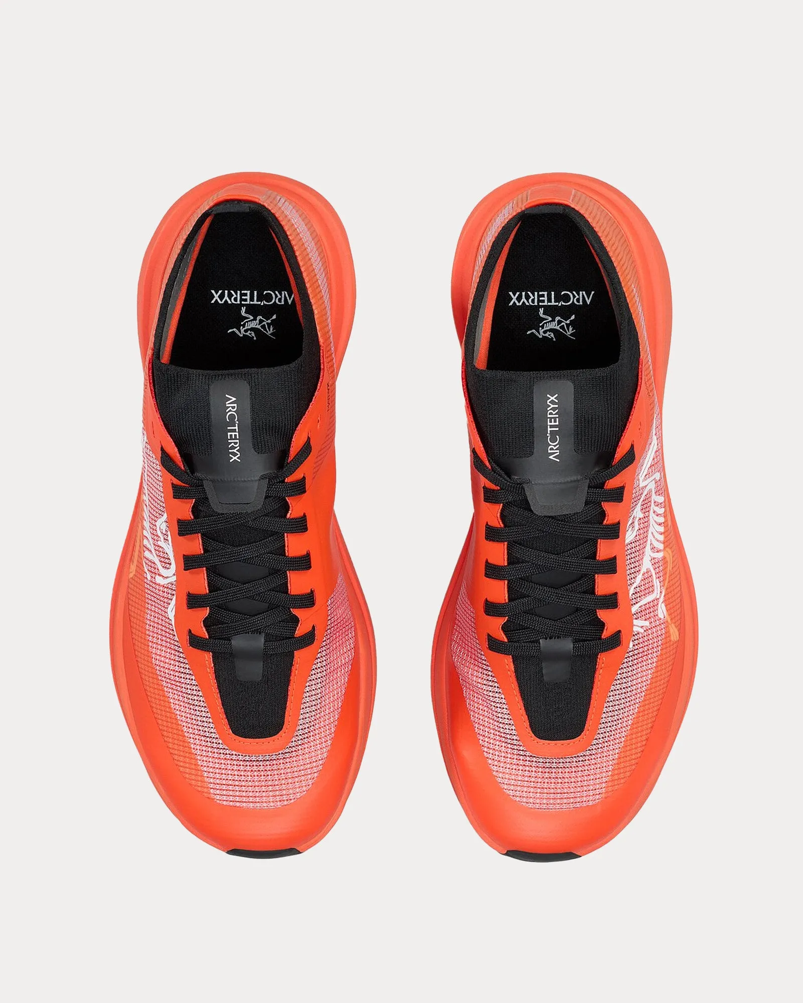 Sylan Pro Solaris / Black Running Shoes