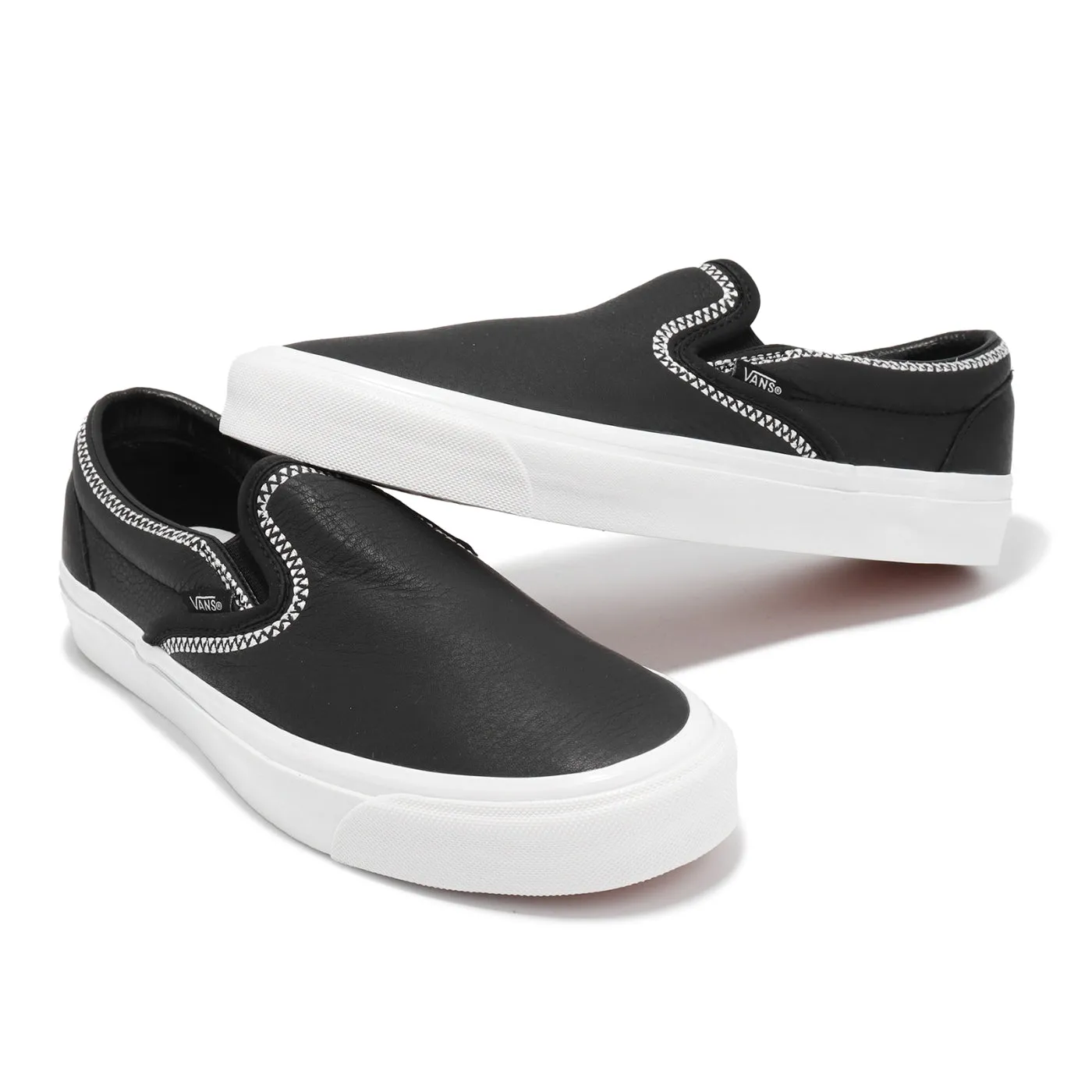 VANS UA CLASSIC SLIP-ON 98 DX WHITE X WHITE MOUNTAINEERING-BLACK